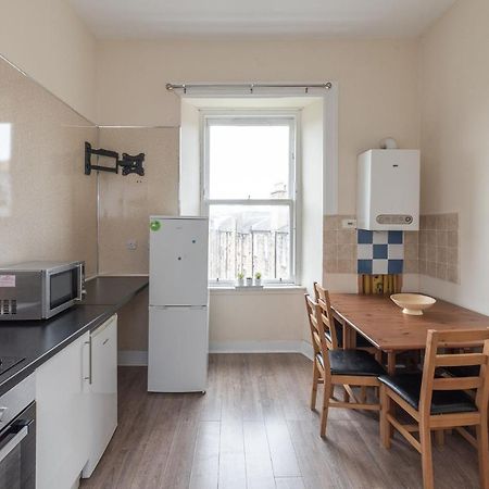 Spacious Ensuite Rooms In Edinburgh City Centre - Excellent Location Exterior photo