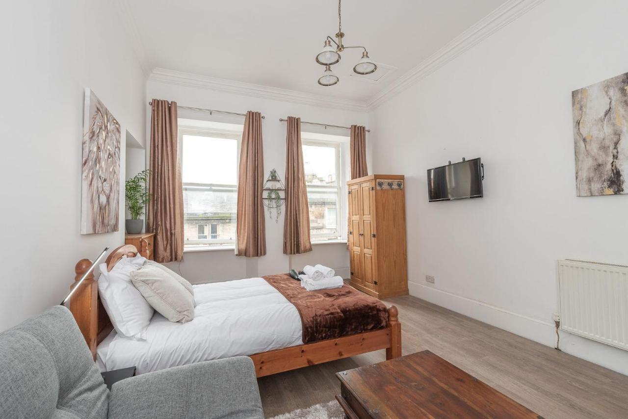 Spacious Ensuite Rooms In Edinburgh City Centre - Excellent Location Exterior photo