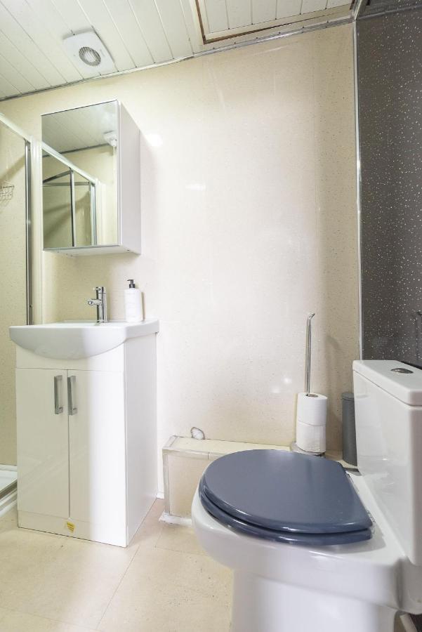 Spacious Ensuite Rooms In Edinburgh City Centre - Excellent Location Exterior photo