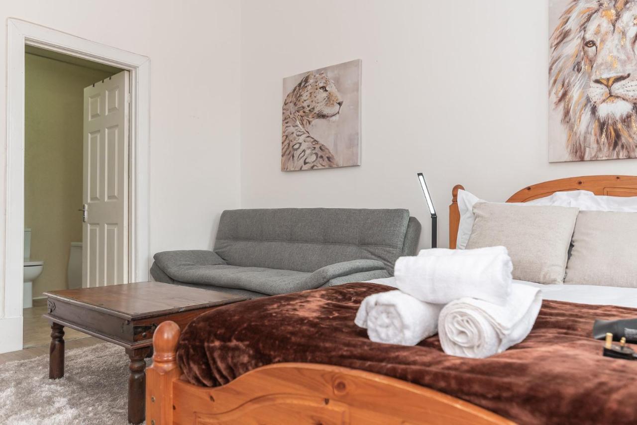 Spacious Ensuite Rooms In Edinburgh City Centre - Excellent Location Exterior photo