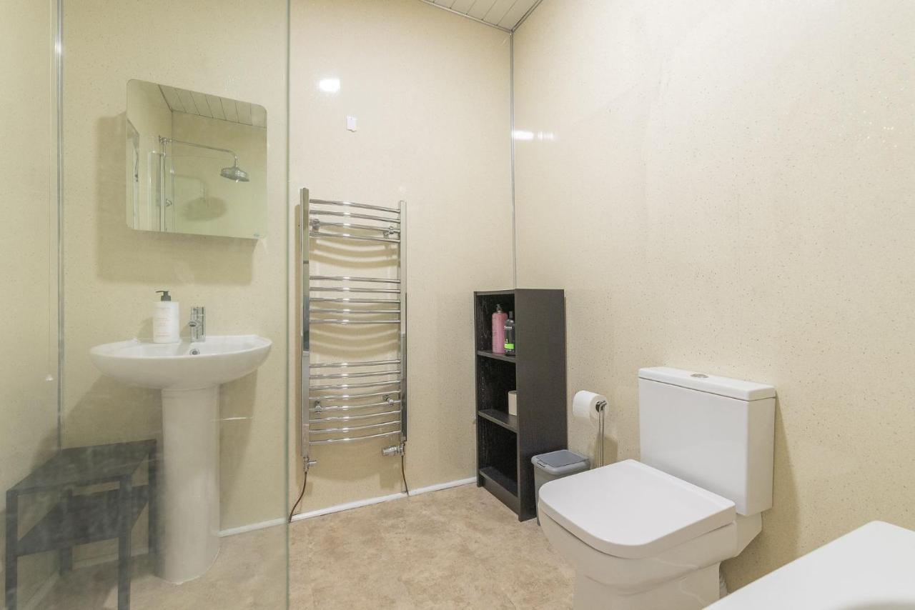 Spacious Ensuite Rooms In Edinburgh City Centre - Excellent Location Exterior photo