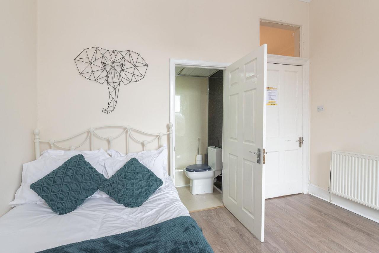 Spacious Ensuite Rooms In Edinburgh City Centre - Excellent Location Exterior photo