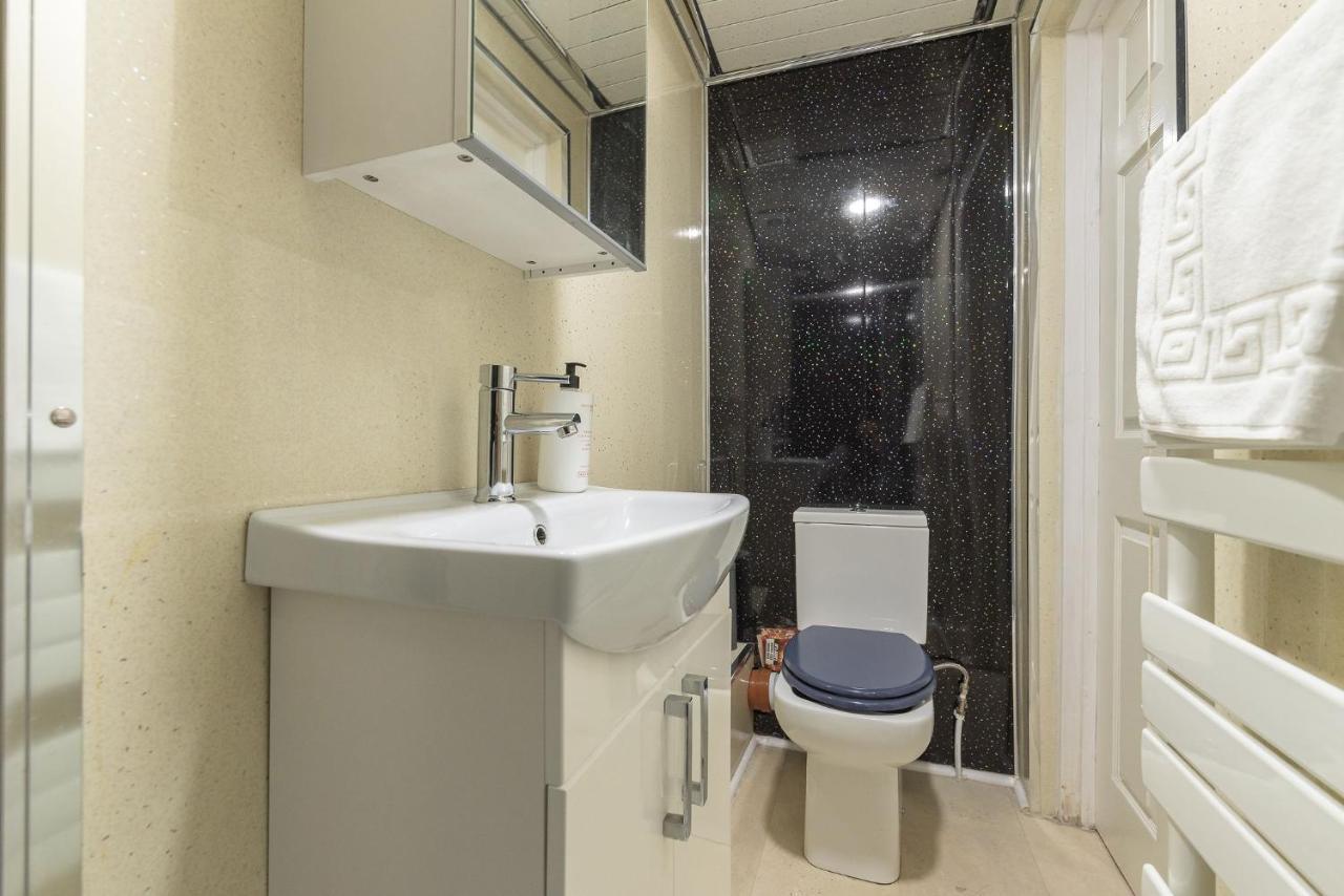 Spacious Ensuite Rooms In Edinburgh City Centre - Excellent Location Exterior photo